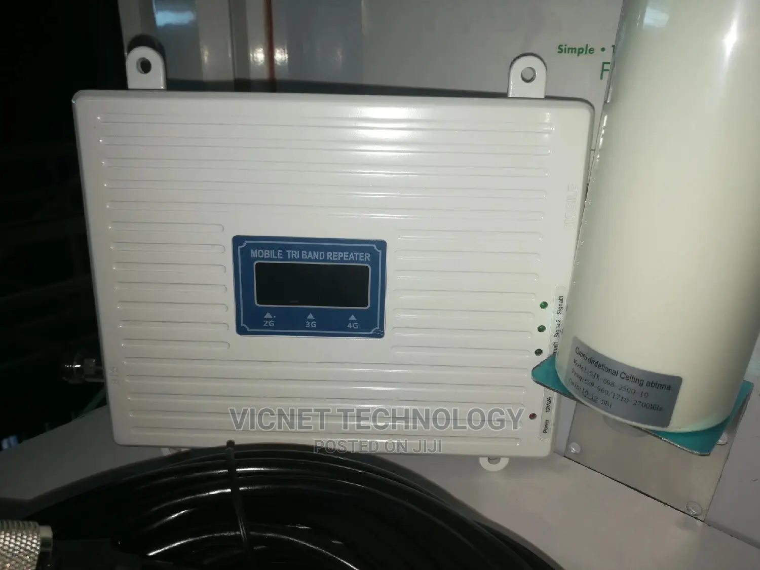4G Triband GSM Signal Booster and 12dbi Omni Antenna