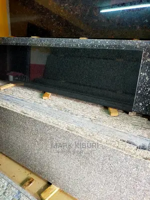 Granite Countertops*(240x62cm)