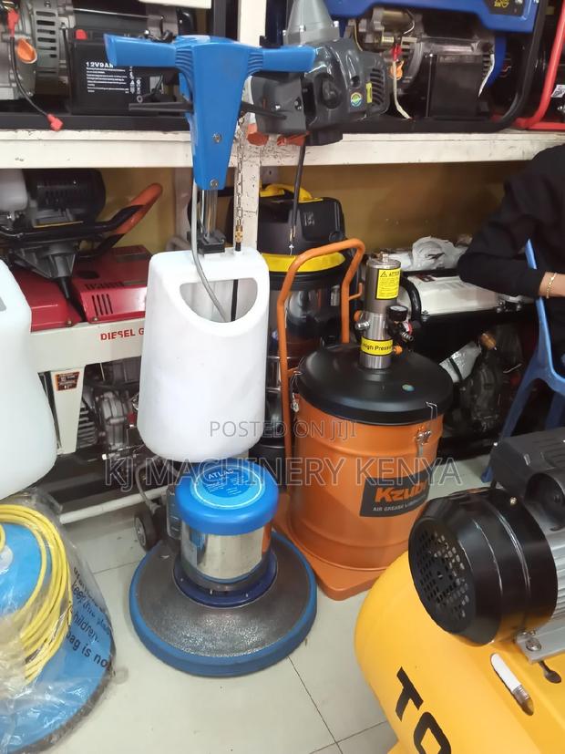 Quality Floor Scrubber - main view