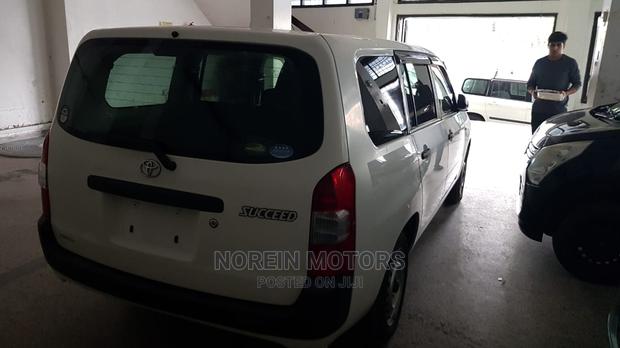 Toyota Succeed 2015 White - thumbnail 4