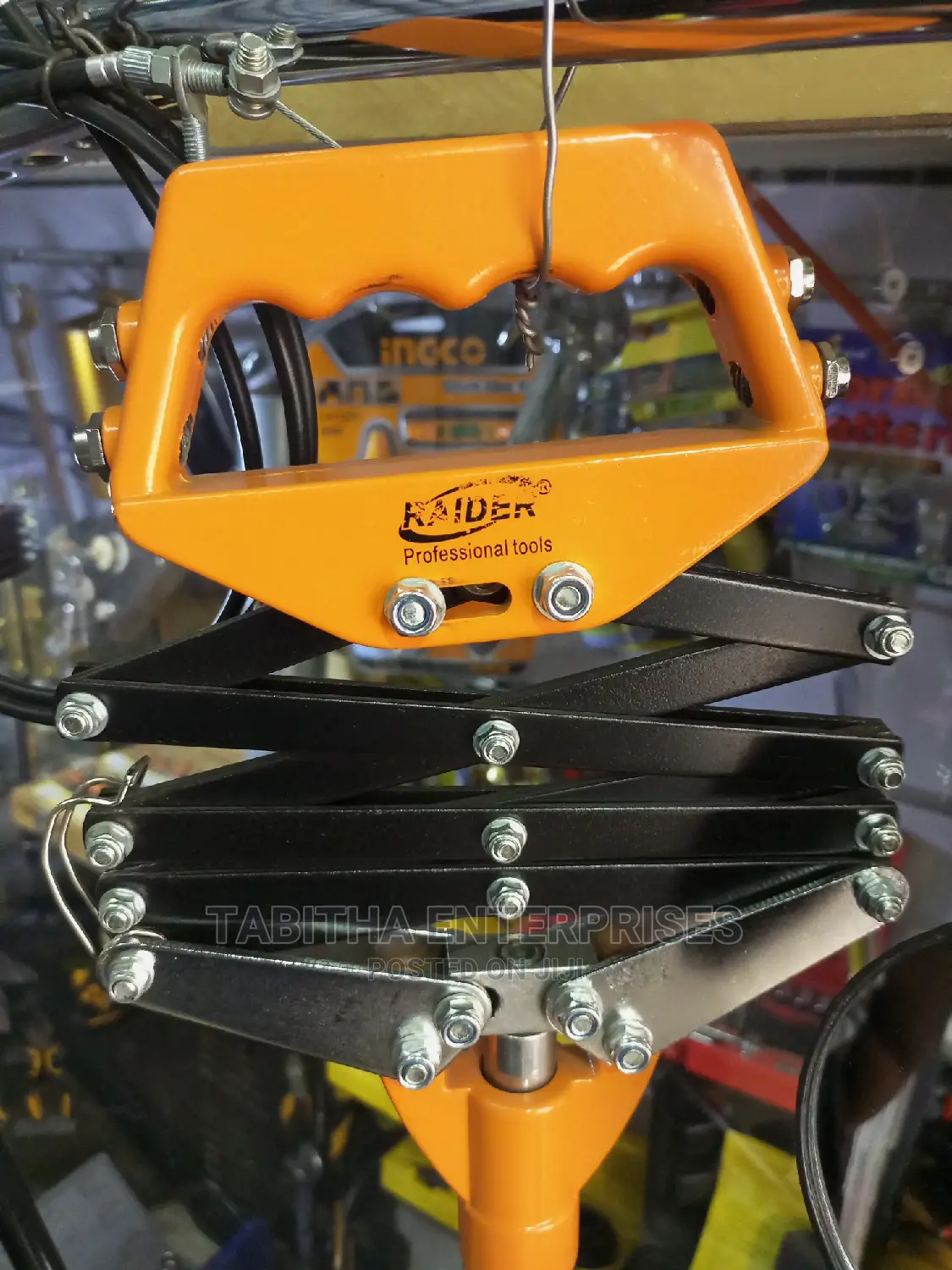 Hand Rivet Gun