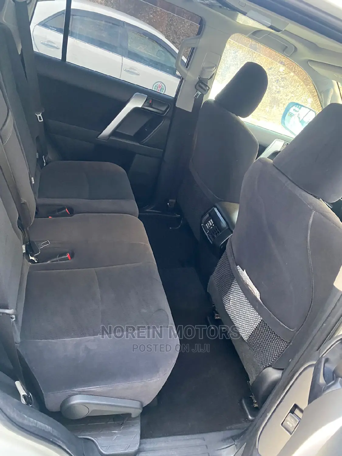 Toyota Land Cruiser Prado 2014 Off White