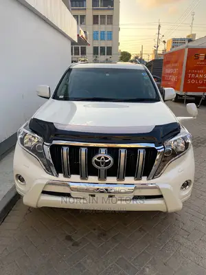 Toyota Land Cruiser Prado 2014 Off White