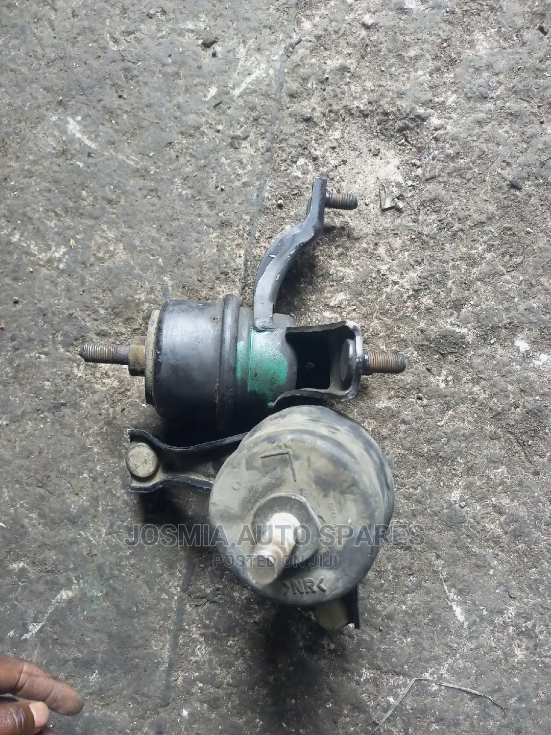 Harrier Engine Mounts
