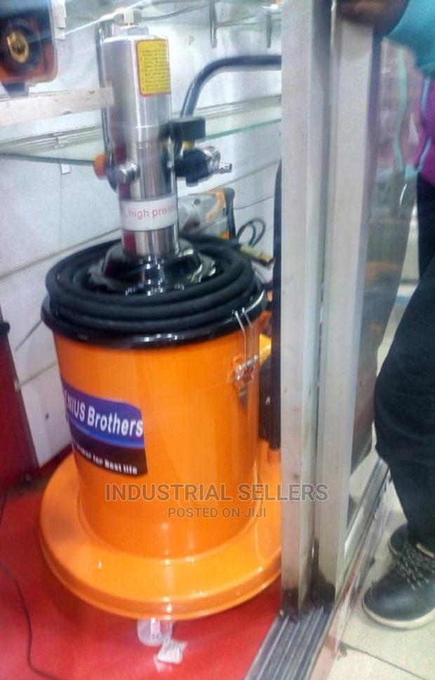 Air Grease Lubricator 20l