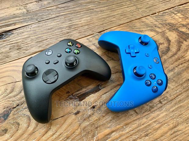 New Xbox Series Pad - thumbnail 2