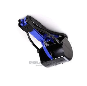 Dog Poop Scooper - thumbnail 2