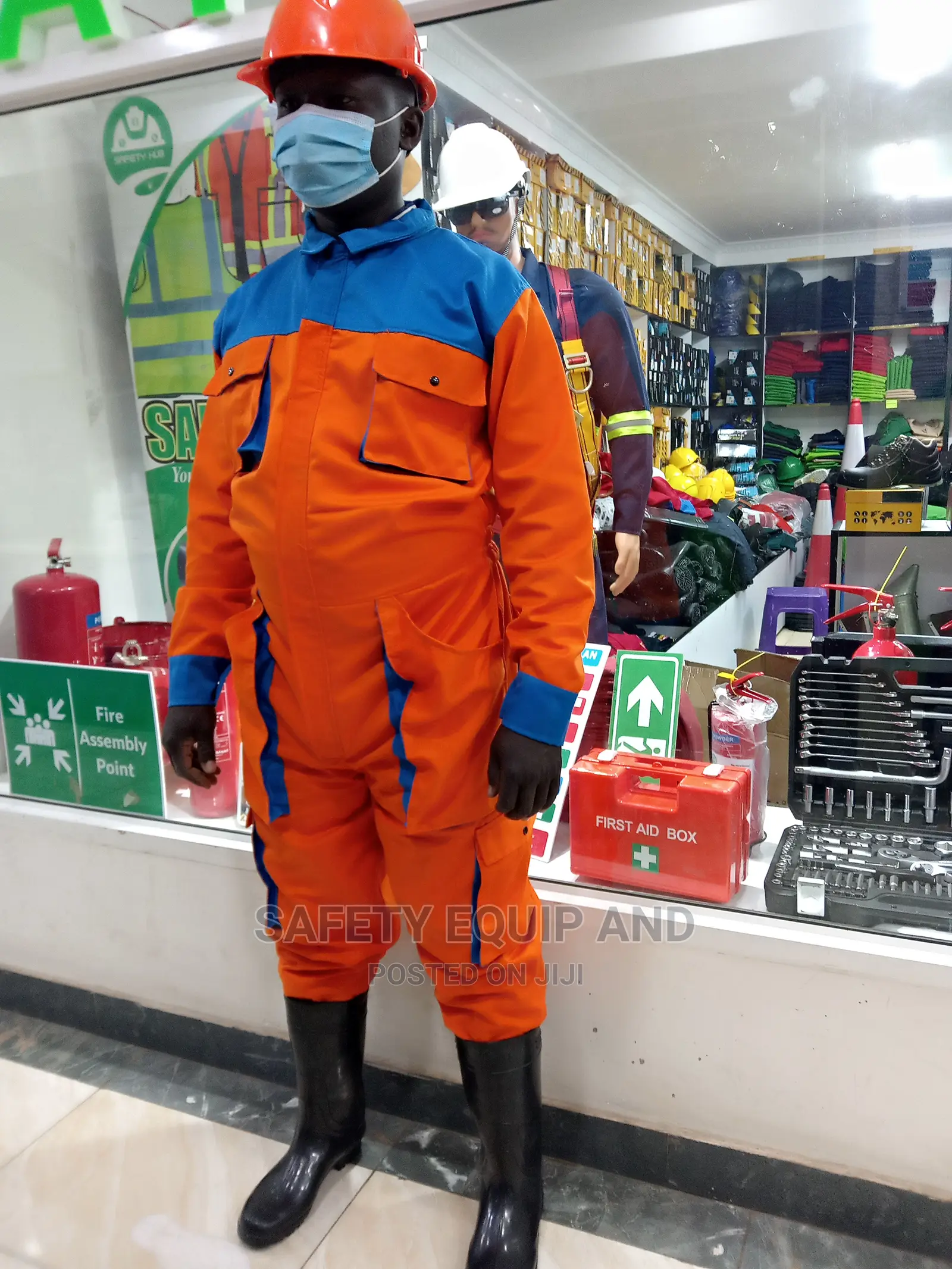 Quality Twill Cargo Overalls at Safetyhub