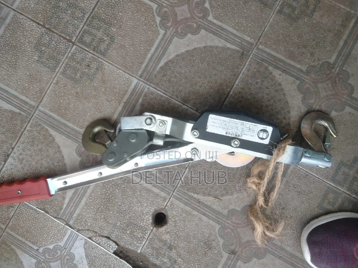 Affordable Barbed Wire Strainer