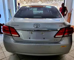Toyota Premio 2016 Silver
