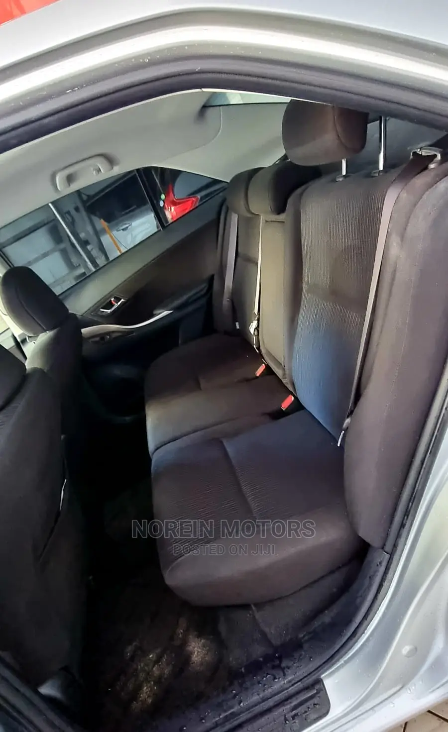 Toyota Premio 2016 Silver
