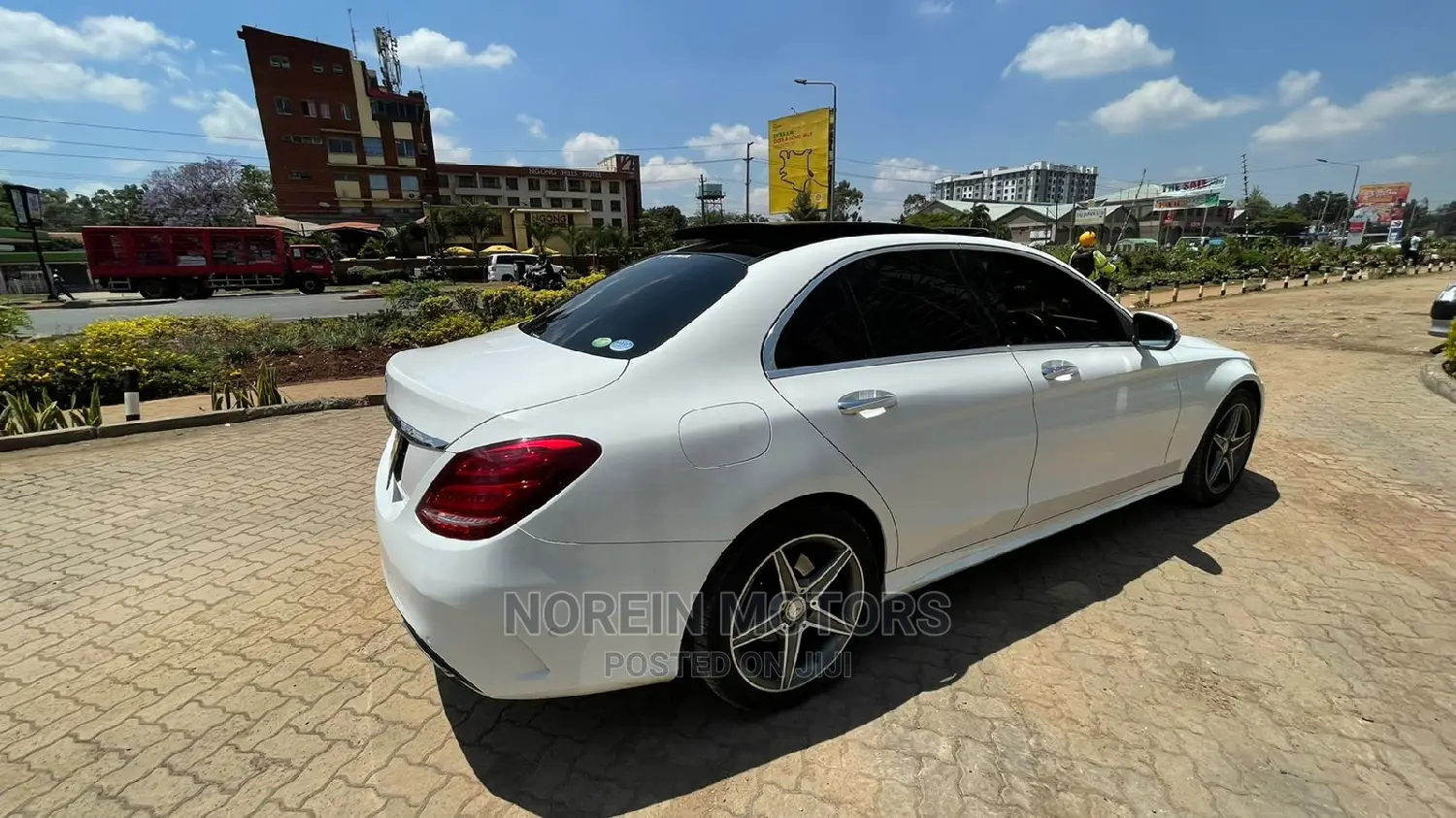 Mercedes-Benz C200 2015 Off White
