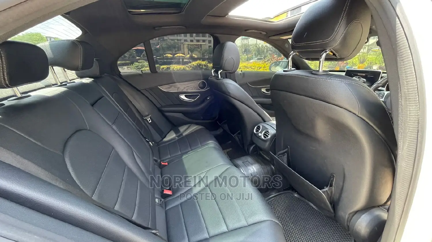 Mercedes-Benz C200 2015 Off White