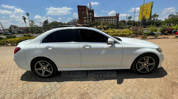 Mercedes-Benz C200 2015 Off White - thumbnail 8