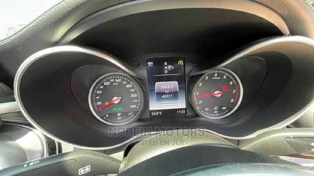 Mercedes-Benz C200 2015 Off White - thumbnail 12