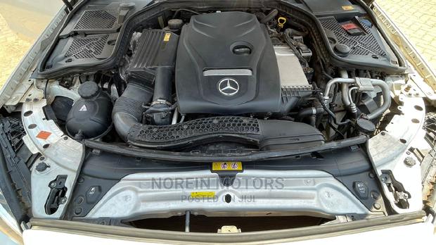 Mercedes-Benz C200 2015 Off White - thumbnail 18