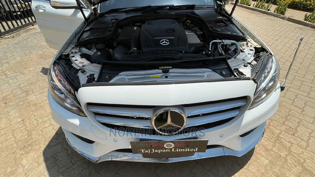 Mercedes-Benz C200 2015 Off White - thumbnail 10