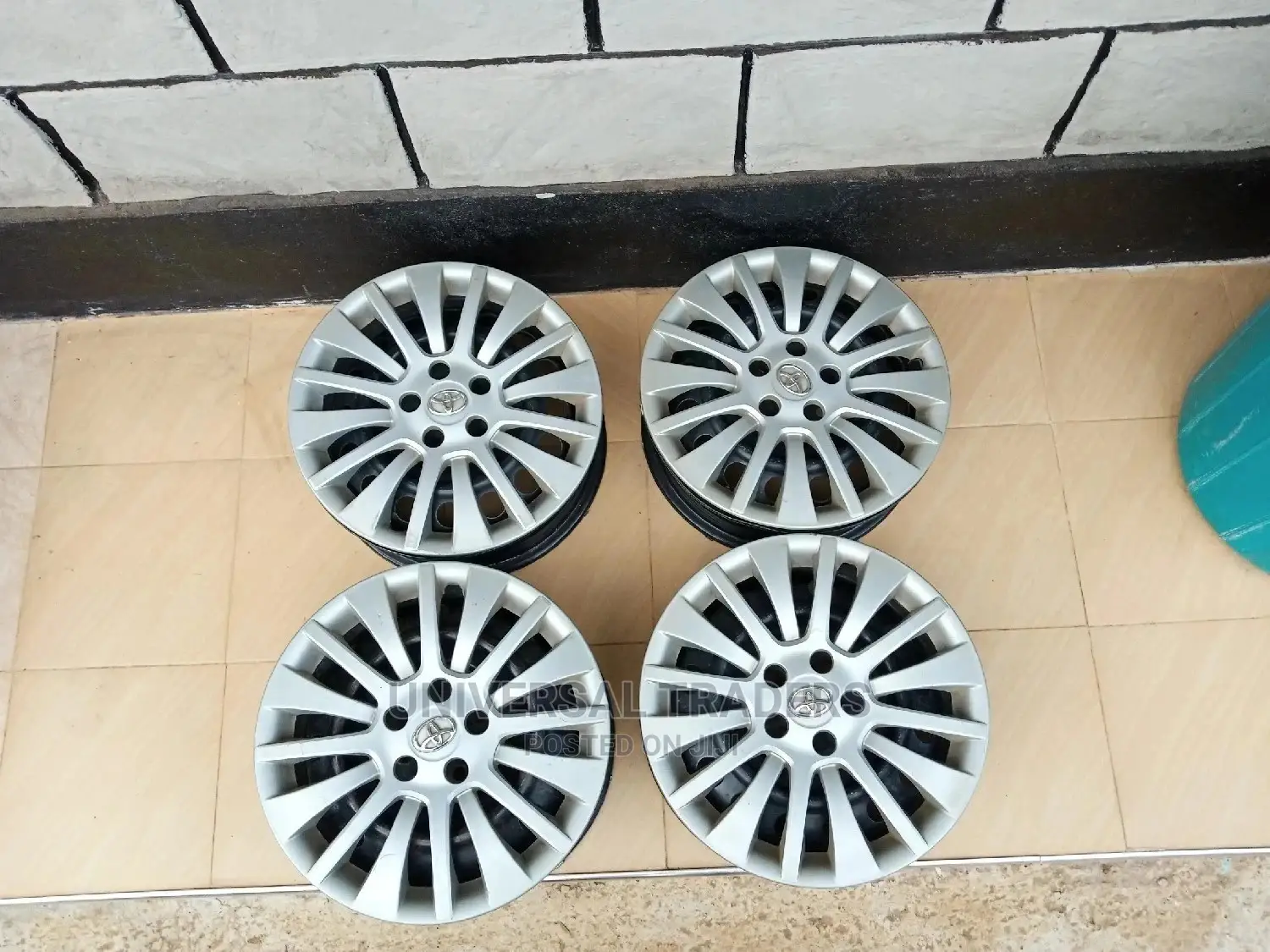 Original Toyota Wheel Caps Size 15 in Nairobi Central Vehicle Parts
