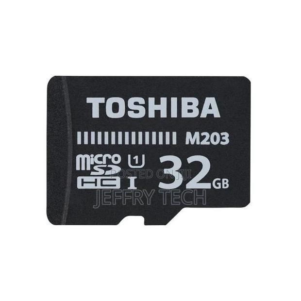 Toshiba Memory Card TF With Adapter - 32GB - Black