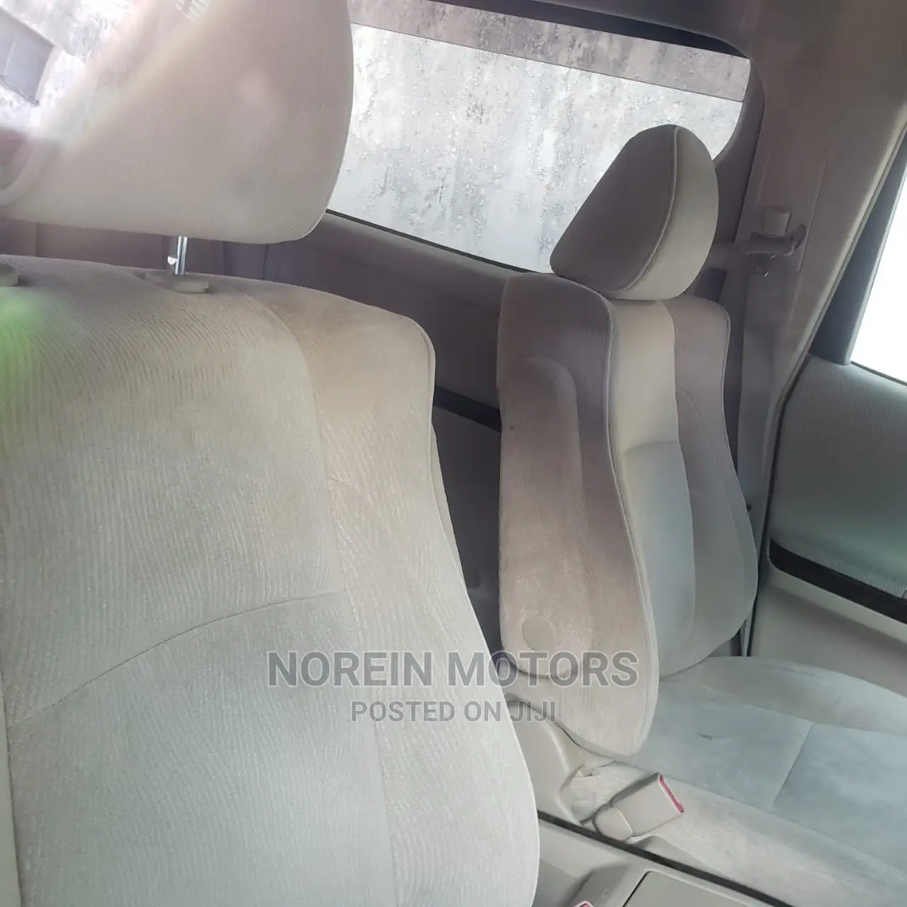 Toyota Alphard 2014 White