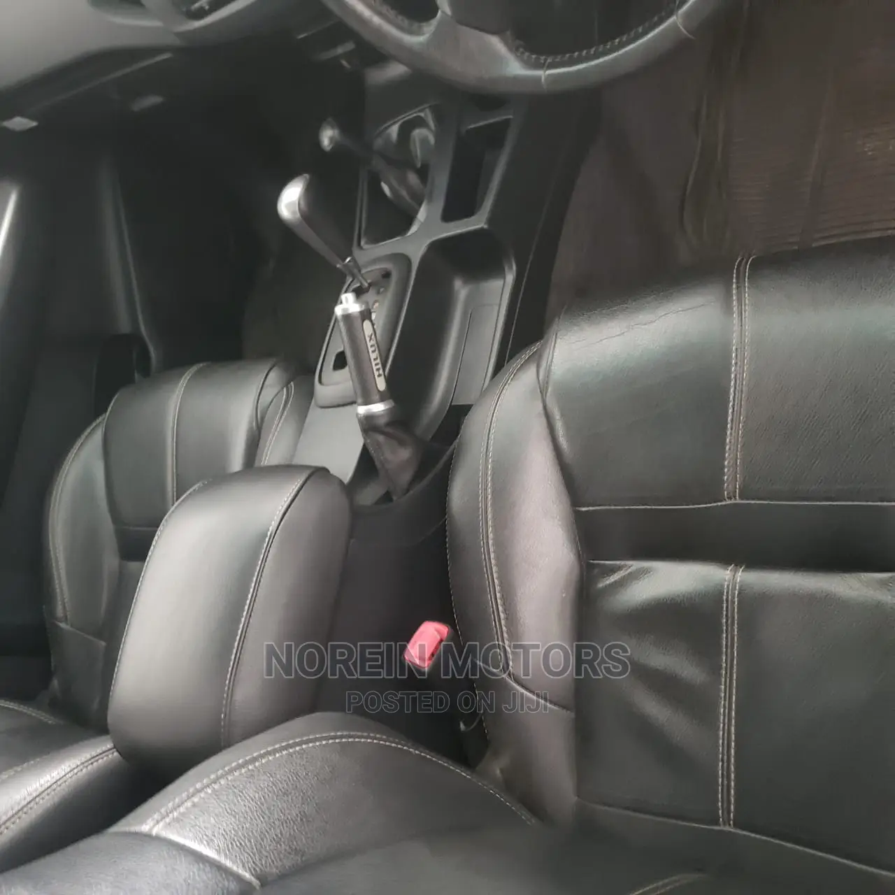 Toyota Hilux 2015 Gray