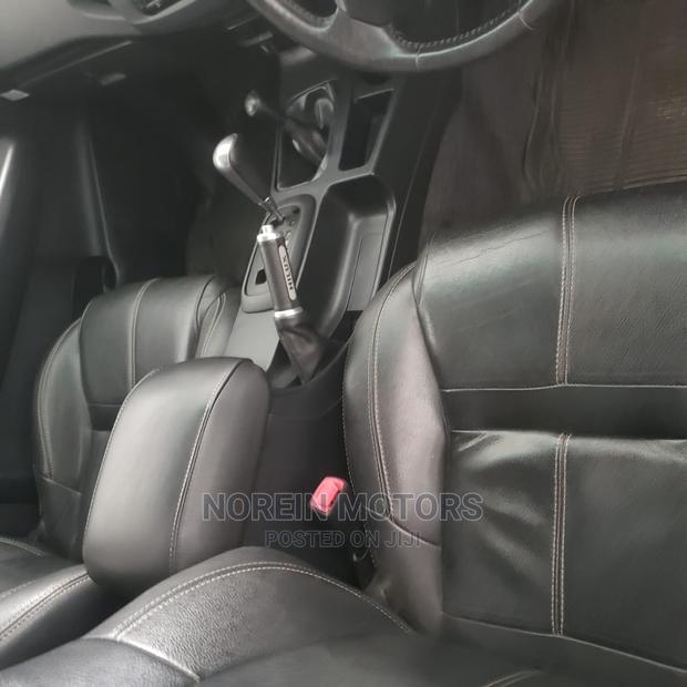 Toyota Hilux 2015 Gray - thumbnail 8