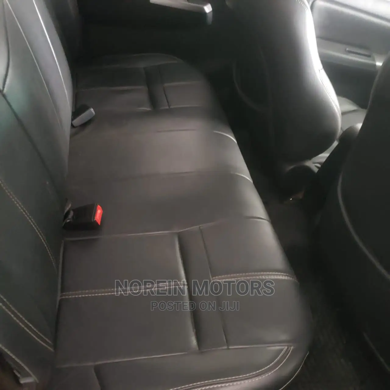 Toyota Hilux 2015 Gray