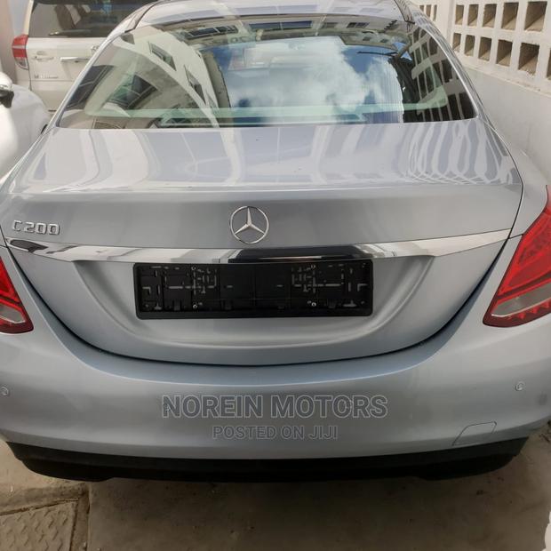 Mercedes-Benz C200 2015 Gray - thumbnail 4