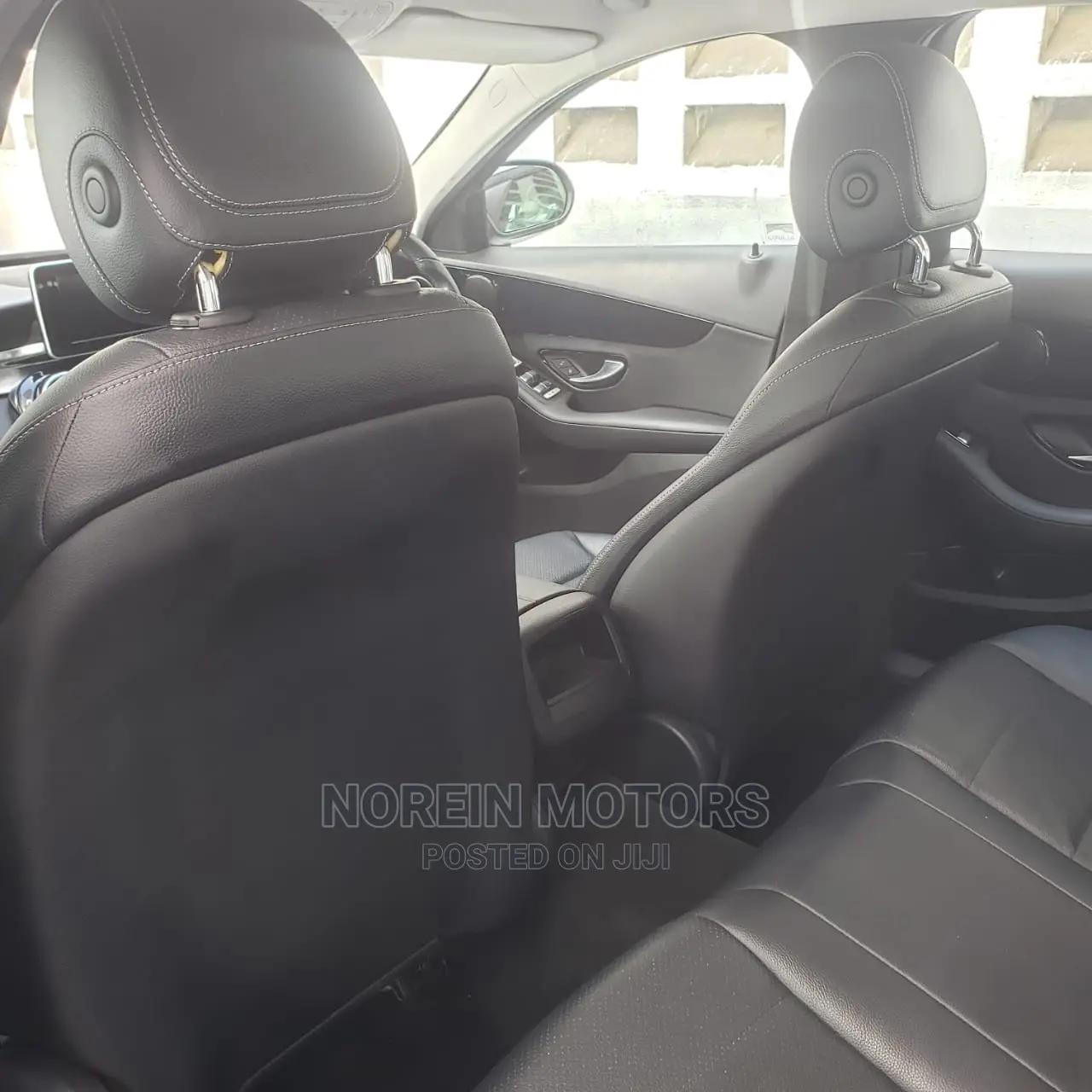 Mercedes-Benz C200 2015 Gray