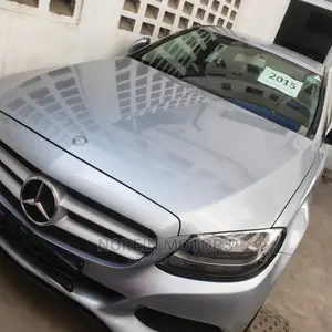 Mercedes-Benz C200 2015 Gray