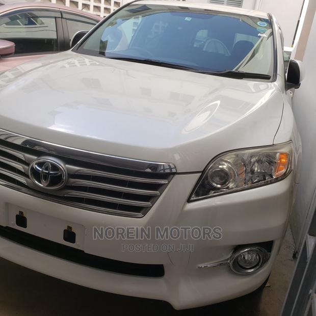 Toyota Vanguard 2015 Off White - thumbnail 2
