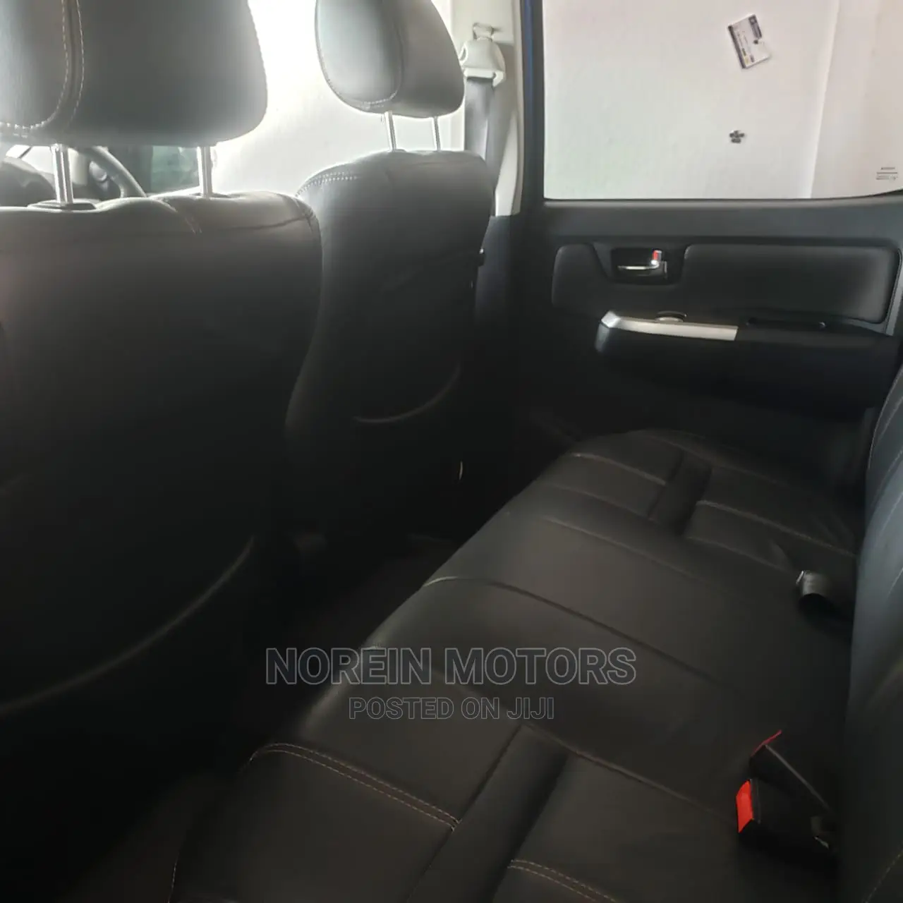 Toyota Hilux 2015 Blue