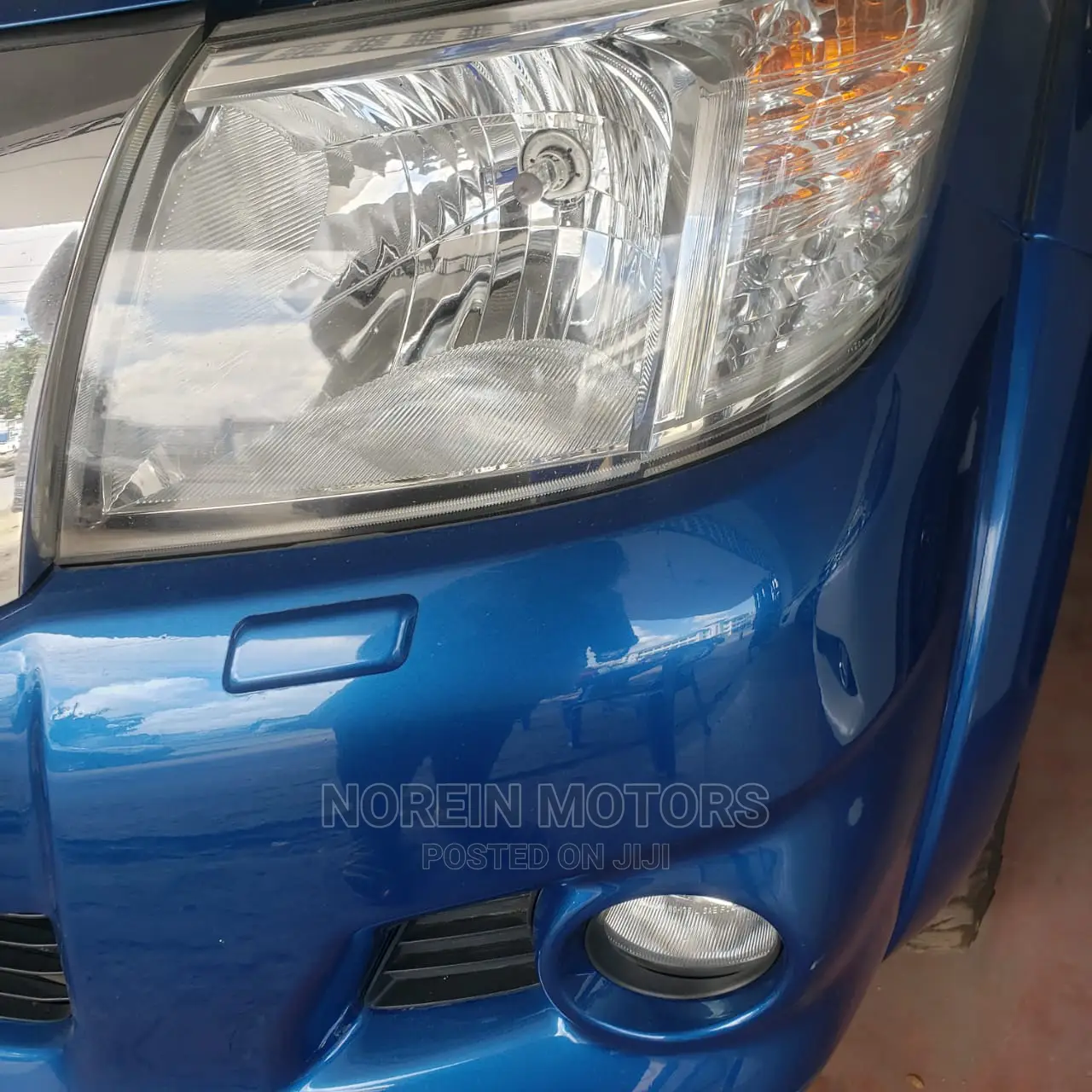 Toyota Hilux 2015 Blue