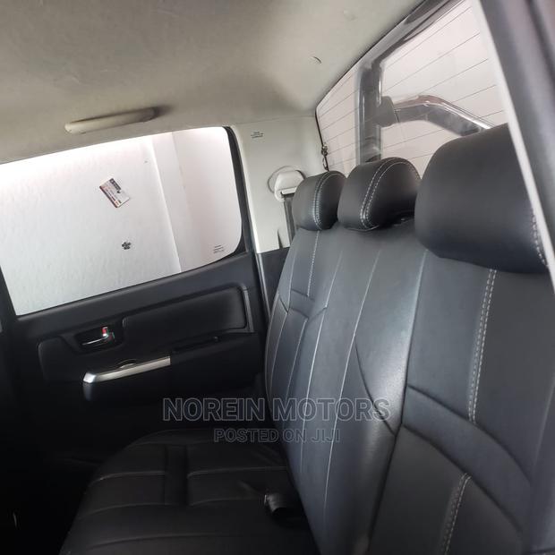 Toyota Hilux 2015 Blue - thumbnail 9