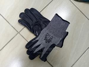 Working Gloves-Cut Five Gorilla Gloves at Safetyhub - thumbnail 2