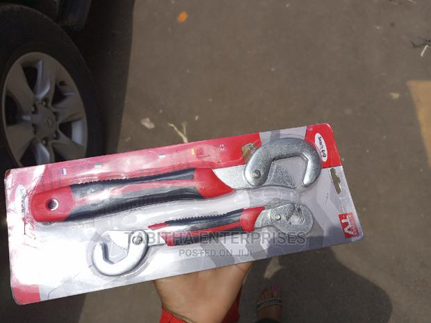 2pair Wrench - main view