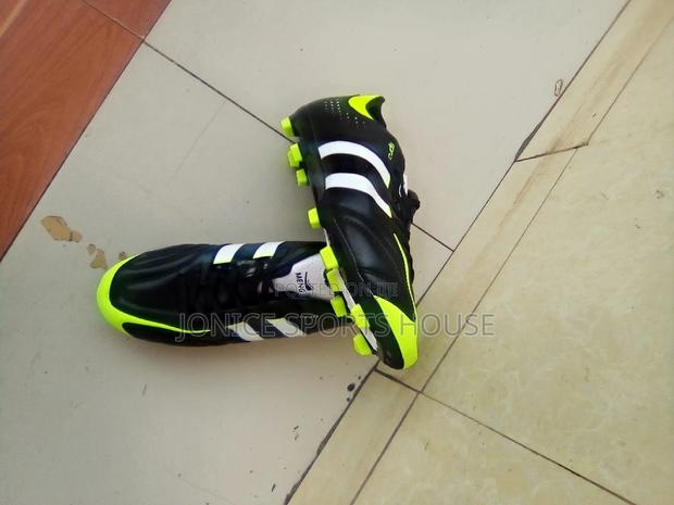 Meng Soccer Boots - main view