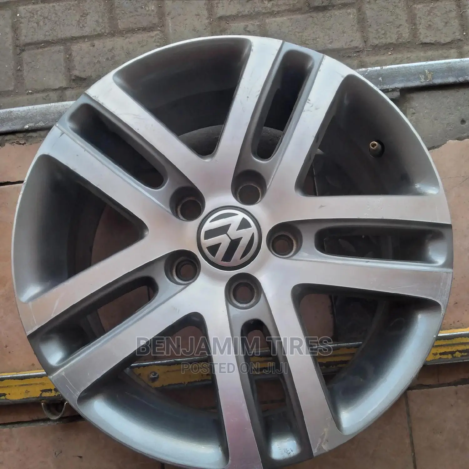 Original Alloy Rims Set for Volkswagen Size 16 Inch.