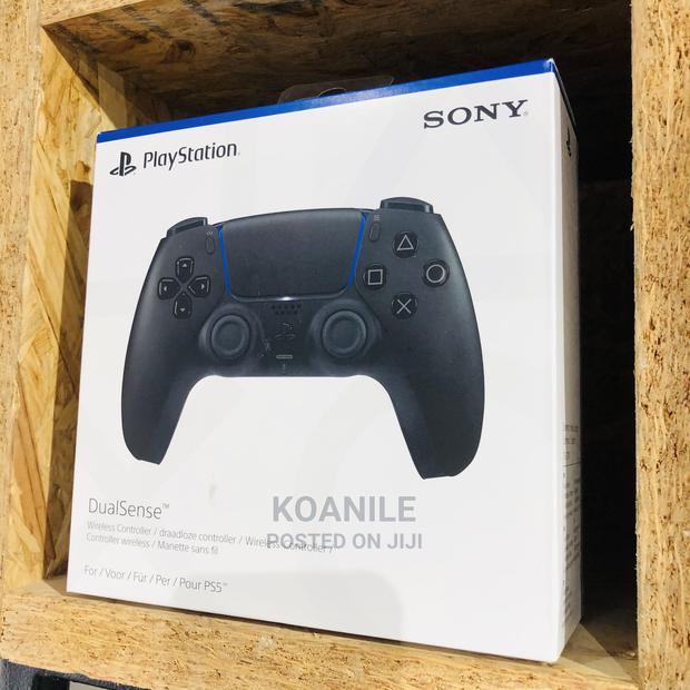 Sony Playstation 5 Controller (Black) - main view