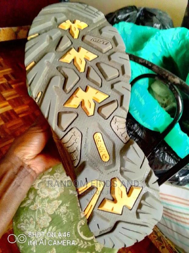 Hi-Tec Hiking Boots; Waterproof + Great Traction (Size 5) - thumbnail 7