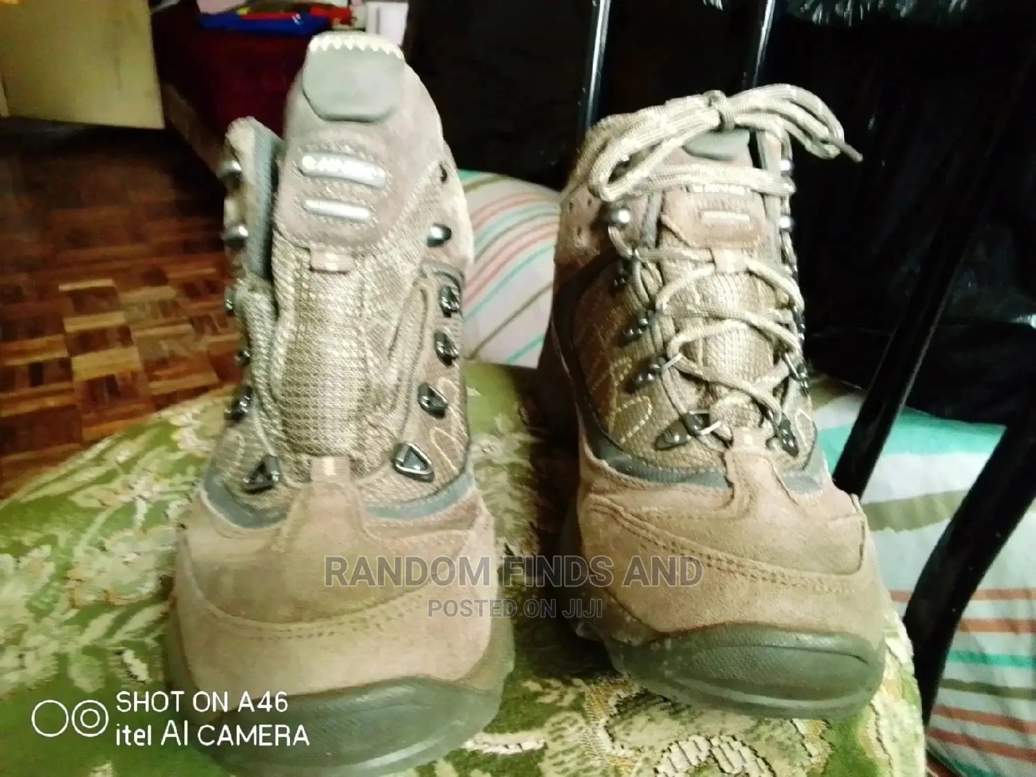 Hi-Tec Hiking Boots; Waterproof + Great Traction (Size 5)