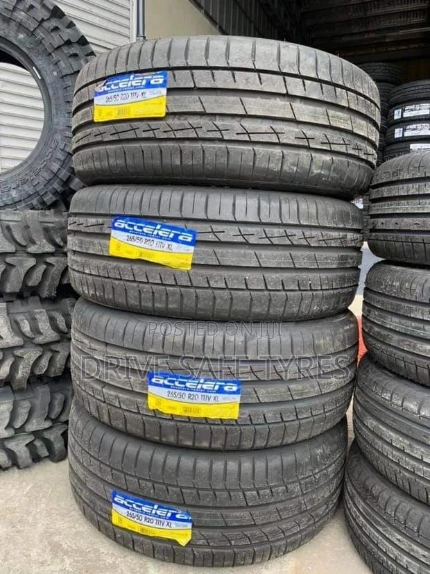 285/50 R 20 Accelera Tyre Highway
