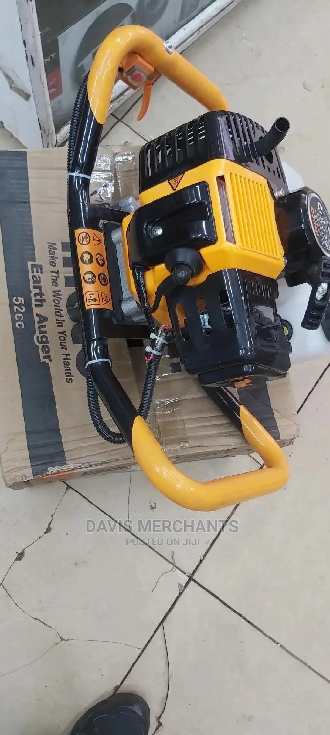 Ingco Earth Auger Machine