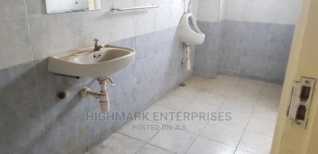 Godown to Let - thumbnail 9