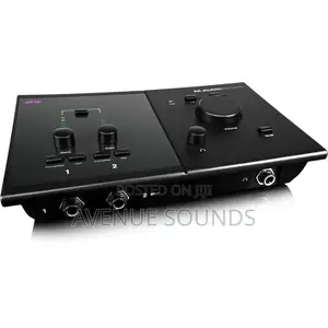 M-Audio Fast Track C400 - USB Recording Interface