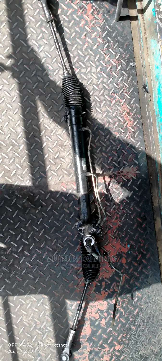 Nissan X Trail NT30 Steering Rack
