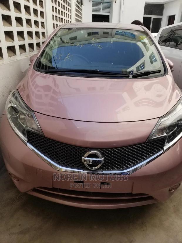 Nissan Note 2015 Pink - main view