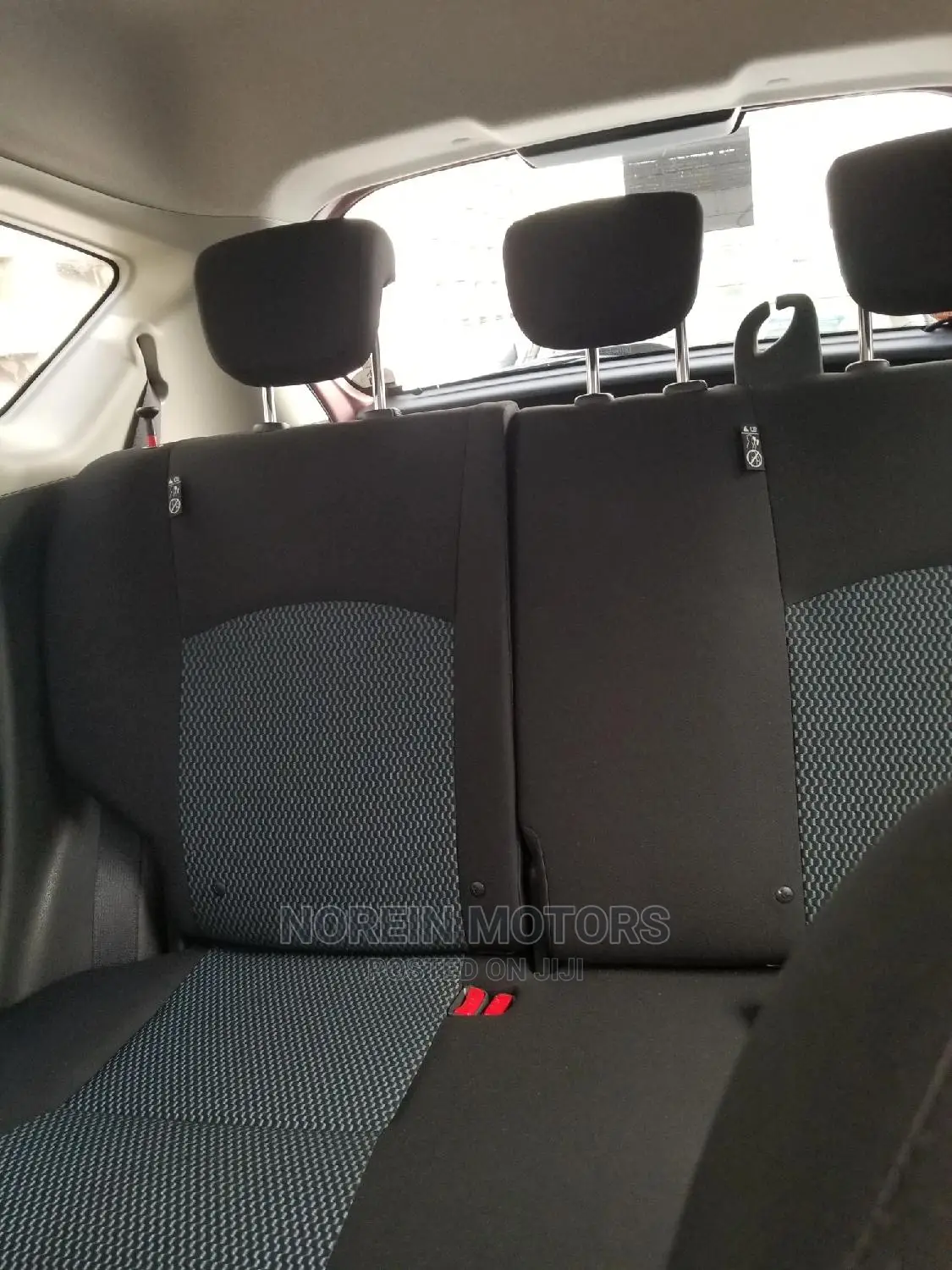 Nissan Note 2015 Pink