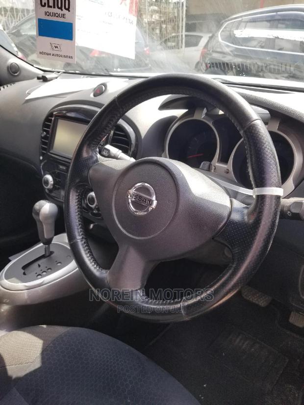 Nissan Juke 2015 Silver - thumbnail 8