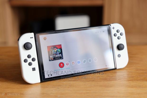 Nintendo Switch Oled - thumbnail 2